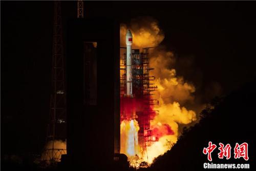 The Tianlian II-01 satellite is launched by a Long March-3B carrier rocket at the Xichang Satellite Launch Center in southwest China's Sichuan Province, on March 31, 2019.