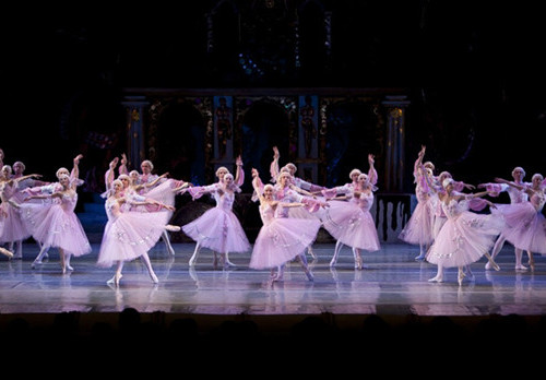 Ukrainian ballet troupe brings <EM>The Nutcracker</EM> to Shandong